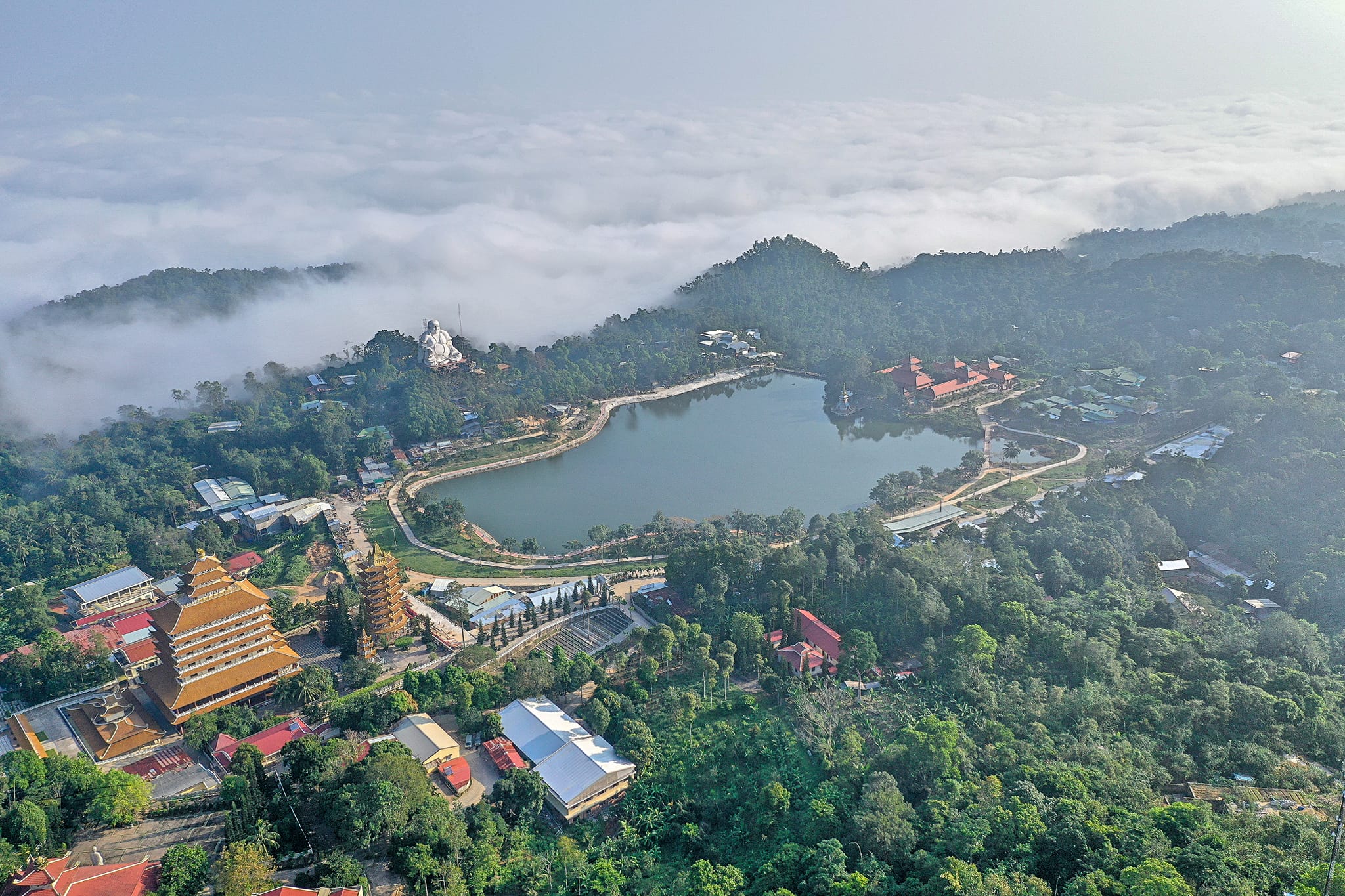 Hành Hương Chùa Bà Châu Đốc - Núi Cấm 1n1đ từ Cà Mau - Bạc Liêu - Sóc Trăng (xe giường nằm)